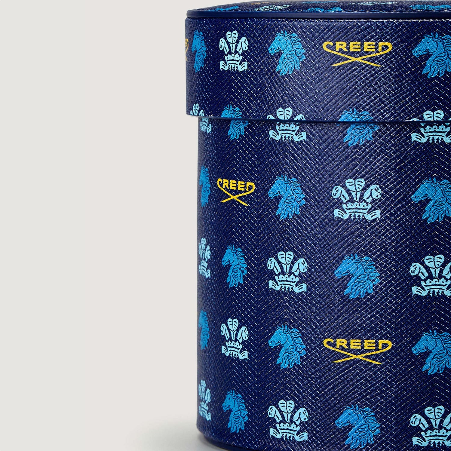 Birmanie Oud Leather Candle - Blue | Creed Fragrance UK